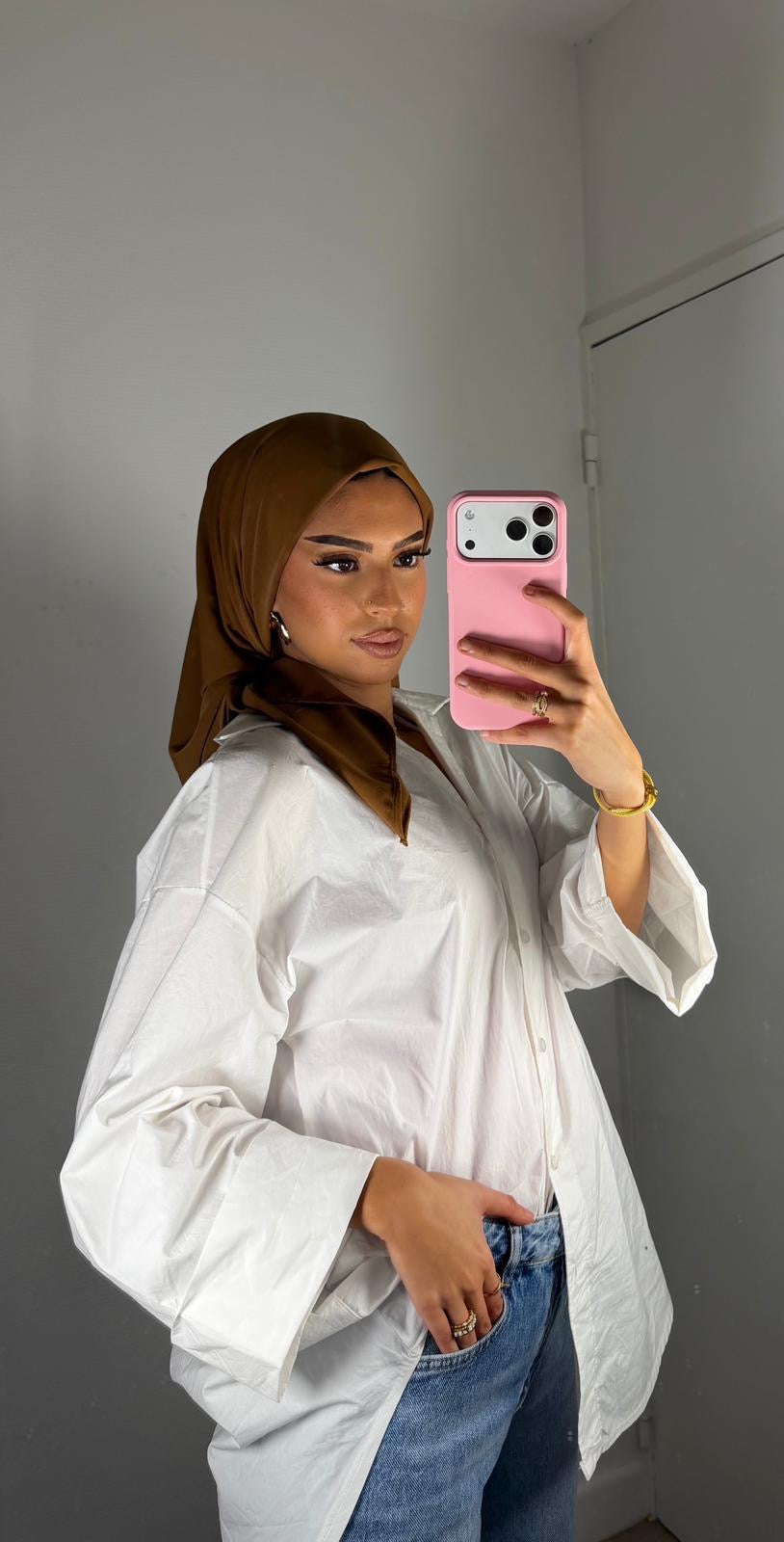 Carré de soie marron